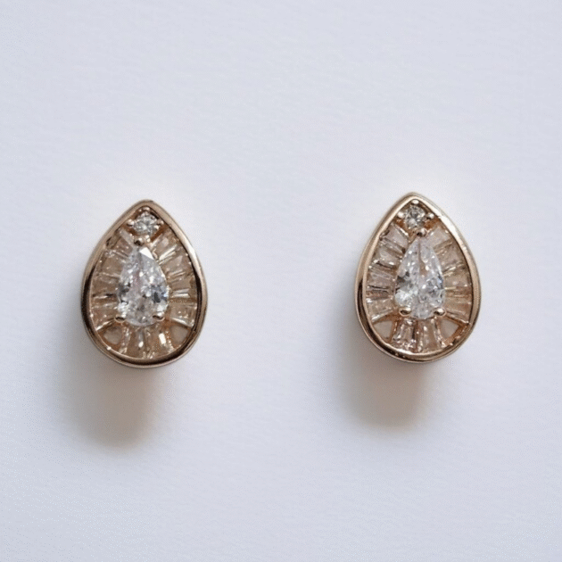 Teardrop Sparkle Studs – Rosegold
