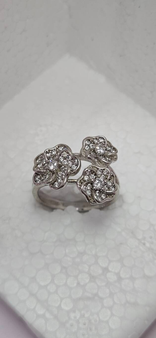 Floral Cluster Silver Ring