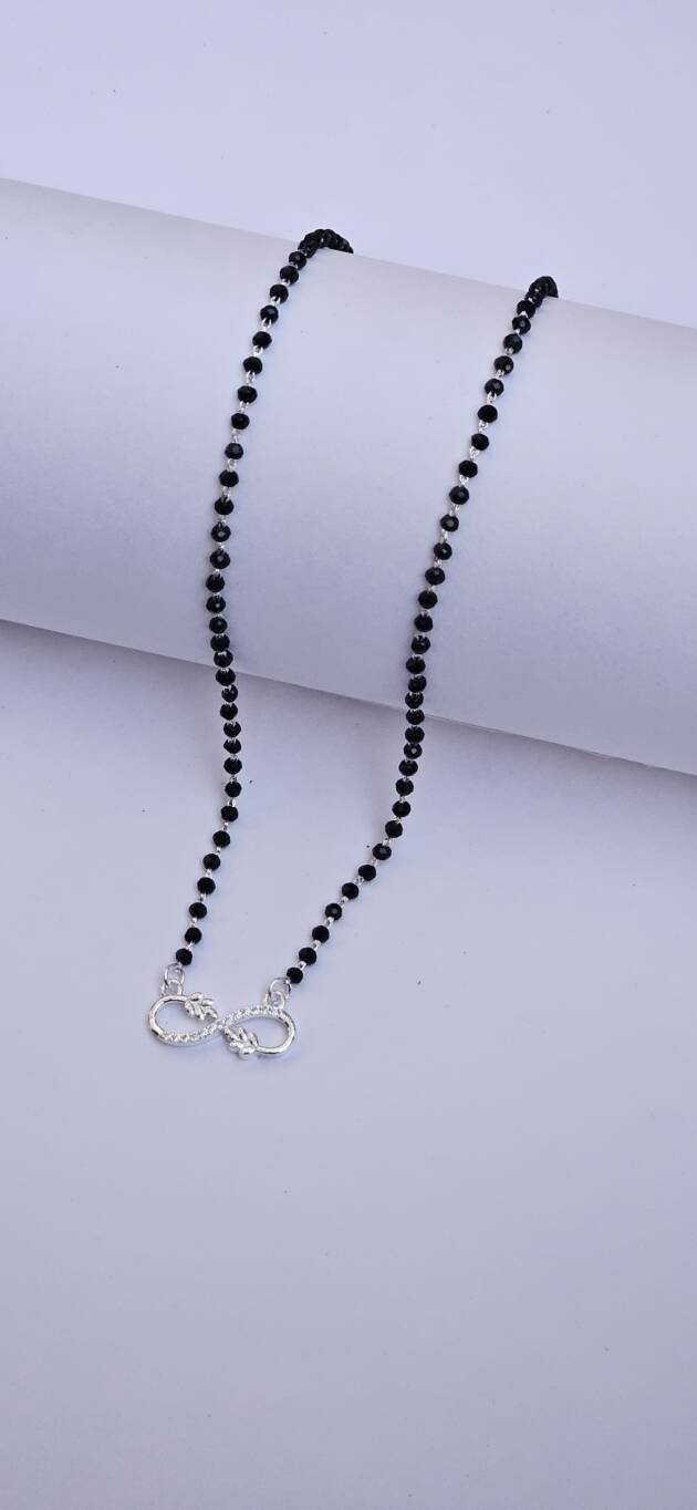 Infinity Leaf Mangalsutra